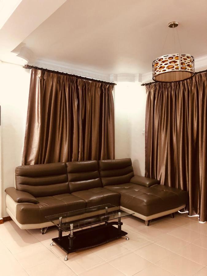 קמרון היילנדס 3 Rooms Apt @ Crown Imperial Court מראה חיצוני תמונה